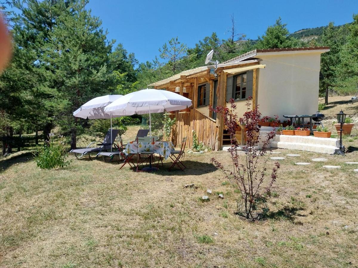 Petit Studio Dans La Prairie Saint-Auban  Exterior photo